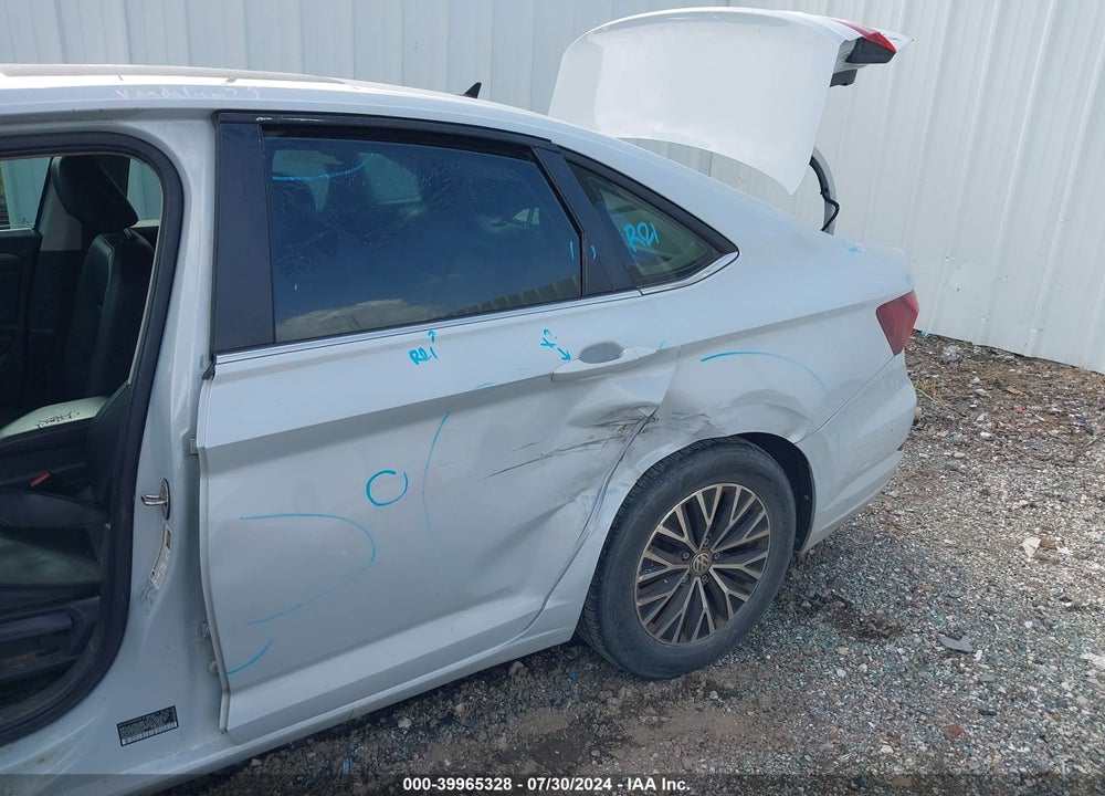 2019 VOLKSWAGEN JETTA 1.4T SEL VIN: 3VWE57BU3KM099880