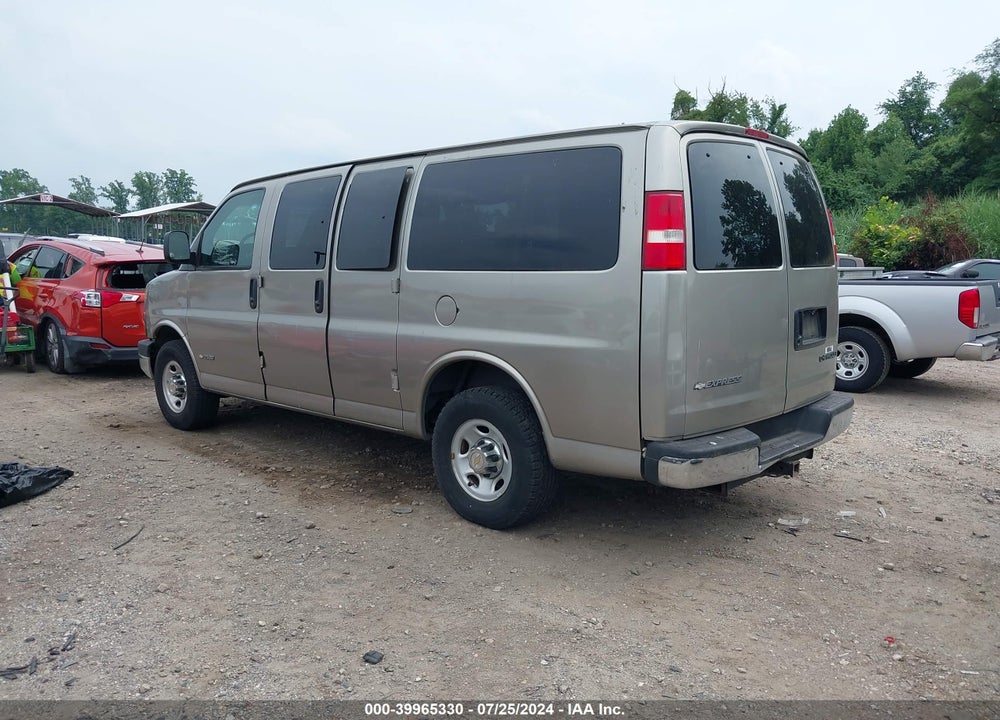 2004 CHEVROLET EXPRESS VIN: 1GAGG25U541123903