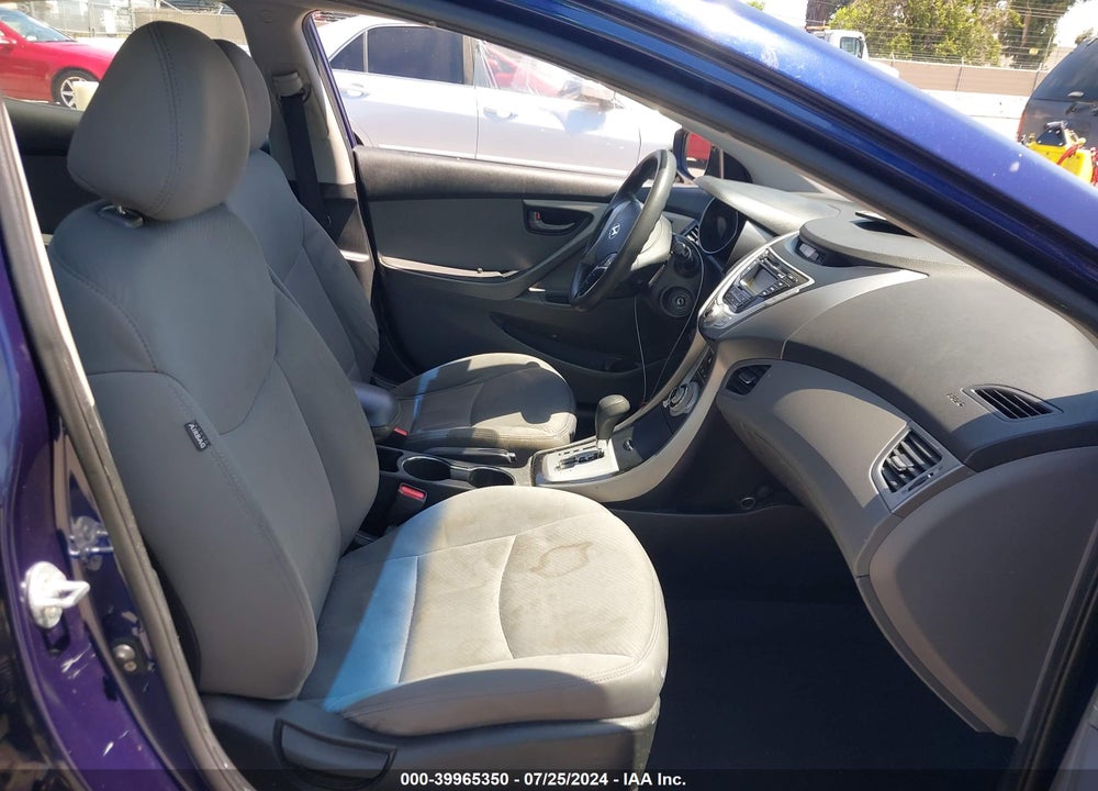 2011 HYUNDAI ELANTRA GLS VIN: 5NPDH4AE2BH030568