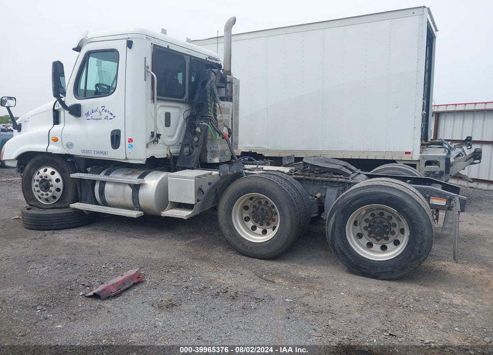 2013 FREIGHTLINER CASCADIA 125 VIN: 1FUJGEDV1DSFA5937