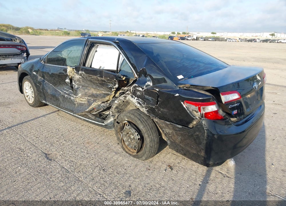 2014 TOYOTA CAMRY LE VIN: 4T4BF1FK8ER402176