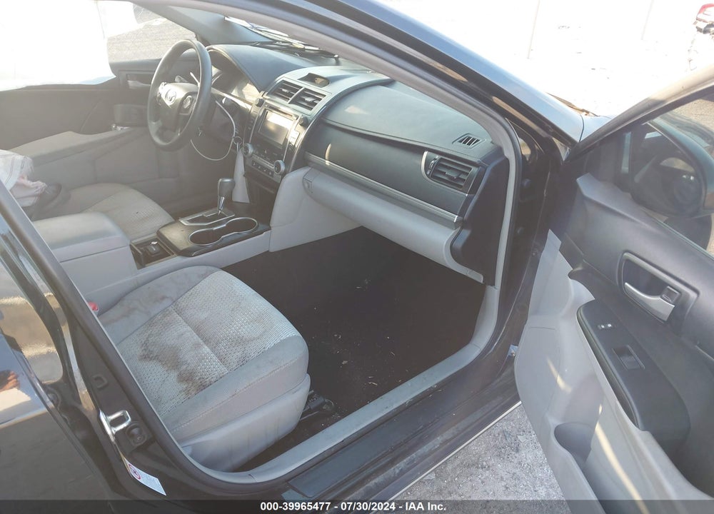 2014 TOYOTA CAMRY LE VIN: 4T4BF1FK8ER402176