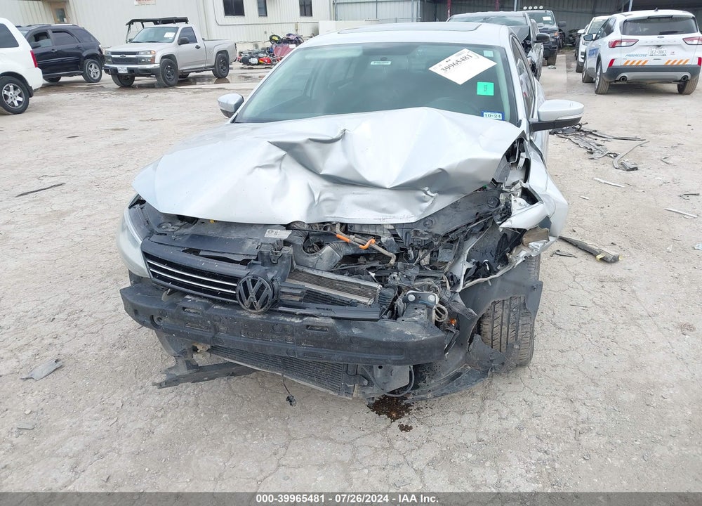 2014 VOLKSWAGEN JETTA 1.8T SE VIN: 3VWD07AJ1EM390478