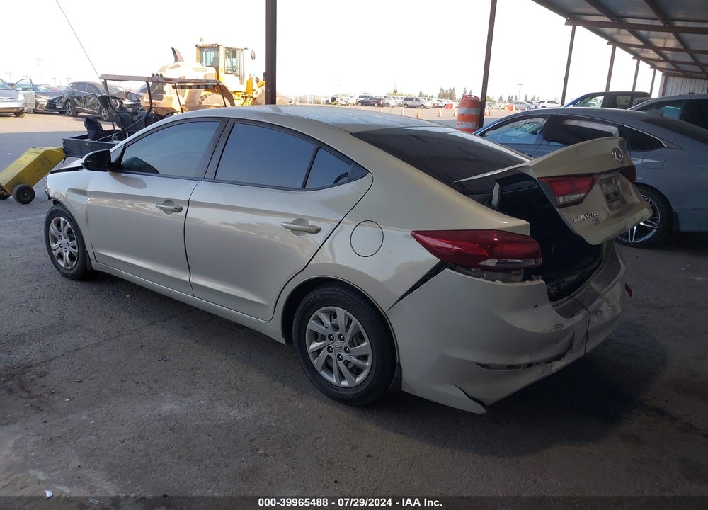2018 HYUNDAI ELANTRA SE VIN: KMHD74LF3JU607293