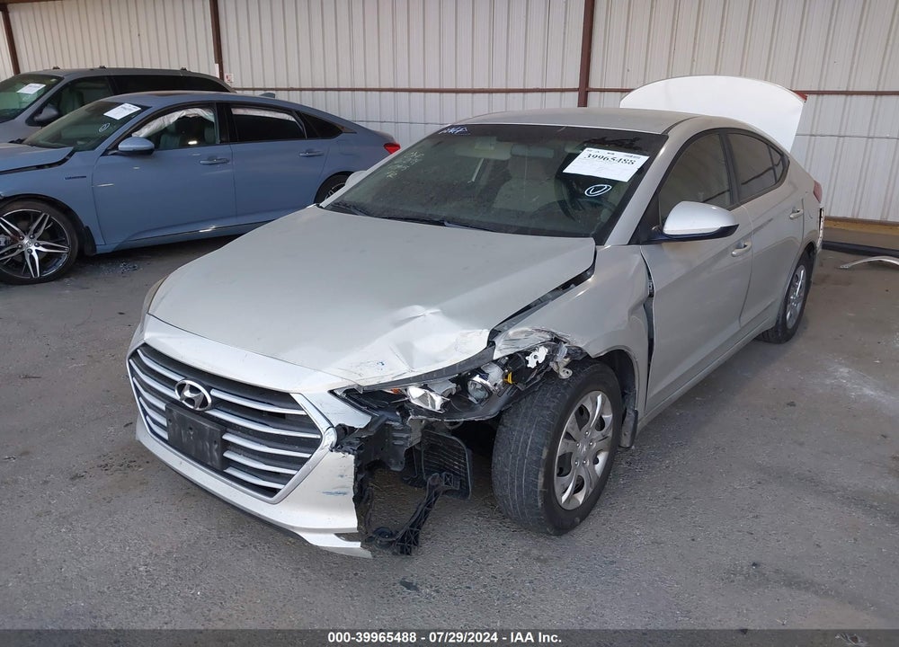 2018 HYUNDAI ELANTRA SE VIN: KMHD74LF3JU607293