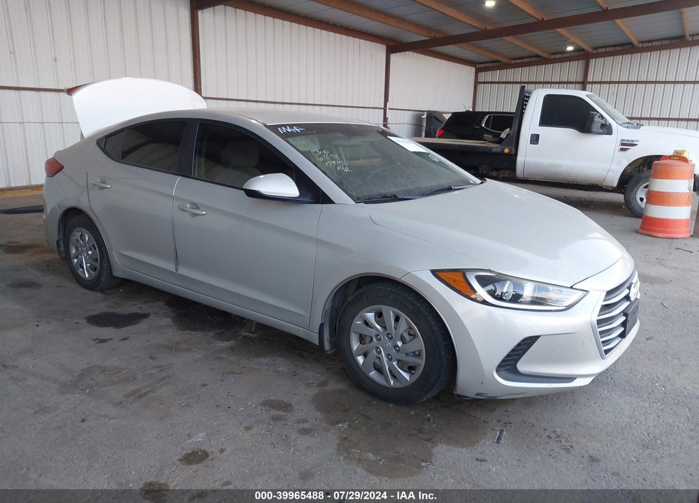 2018 HYUNDAI ELANTRA SE VIN: KMHD74LF3JU607293