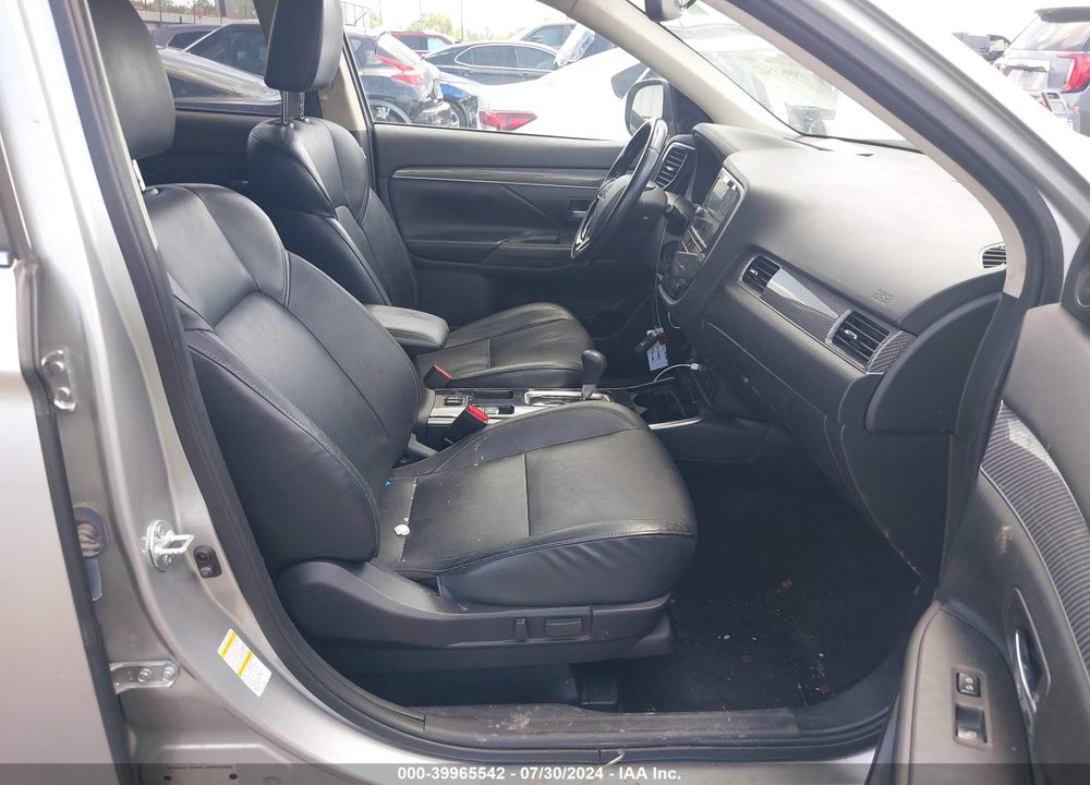 2019 MITSUBISHI OUTLANDER SEL VIN: JA4AD3A38KZ034876