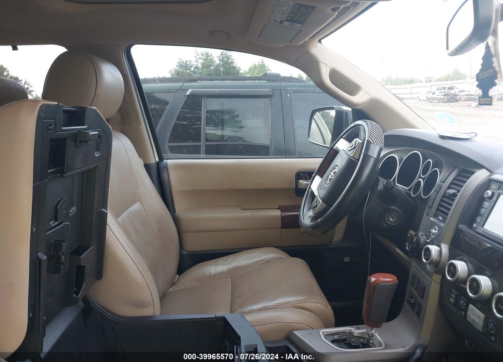2017 TOYOTA SEQUOIA VIN: 5TDYY5G1XHS068709