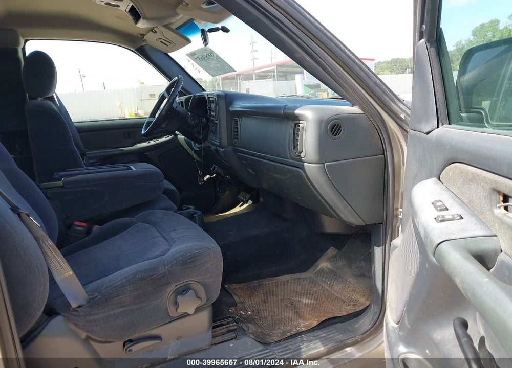 2001 CHEVROLET SILVERADO 1500 LS VIN: 2GCEC19V211246703