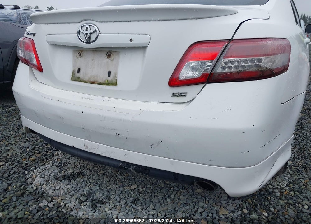2011 TOYOTA CAMRY SE VIN: 4T1BF3EK1BU698323