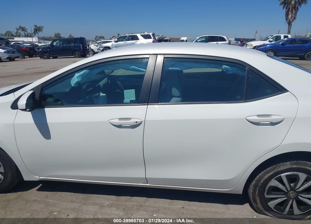 2019 TOYOTA COROLLA LE VIN: 5YFBURHE0KP882443