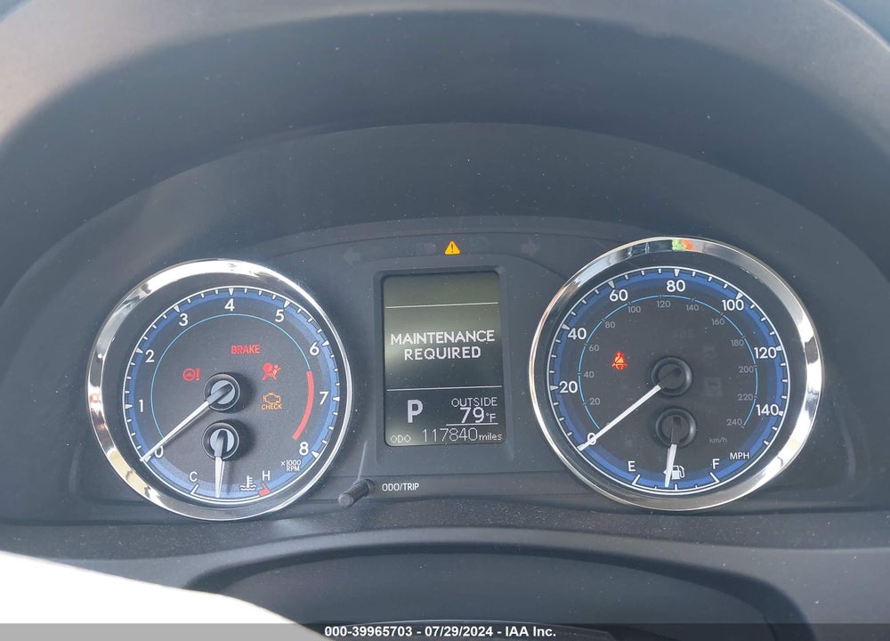 2019 TOYOTA COROLLA LE VIN: 5YFBURHE0KP882443