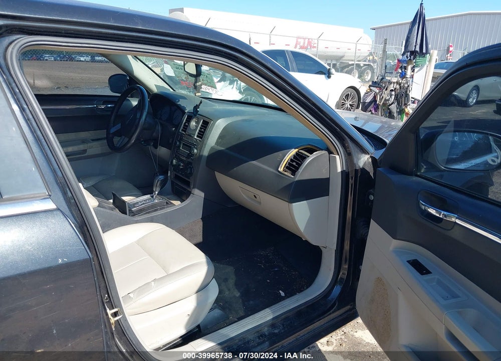 2006 CHRYSLER 300 TOURING VIN: 2C3LA53G86H138152