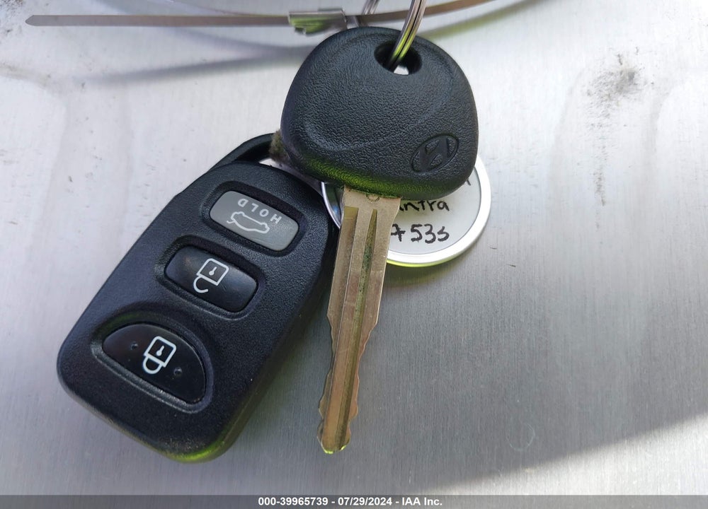 2015 HYUNDAI ELANTRA SE VIN: 5NPDH4AE4FH597533