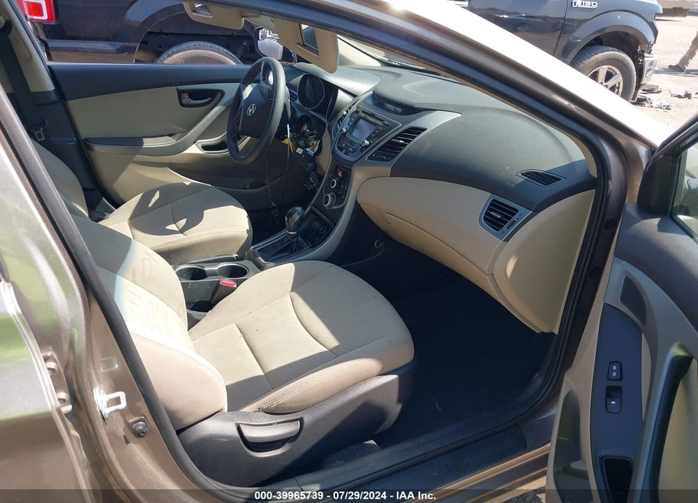 2015 HYUNDAI ELANTRA SE VIN: 5NPDH4AE4FH597533