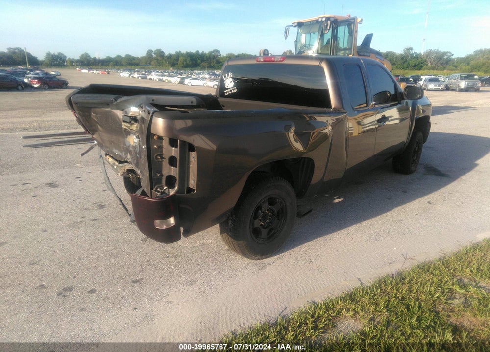 2008 CHEVROLET SILVERADO 1500 LT1 VIN: 1GCEK19C88Z301691