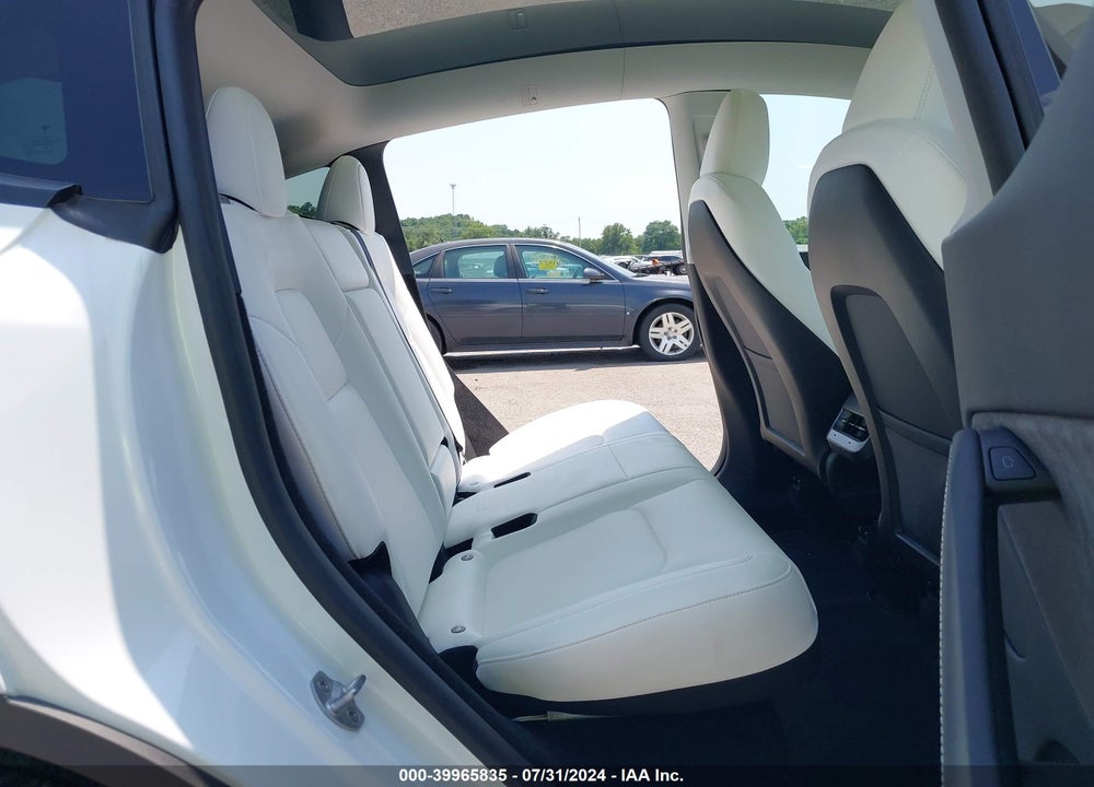 2024 TESLA MODEL Y LONG RANGE DUAL MOTOR ALL-WHEEL DRIVE VIN: 7SAYGDEE0RA250606