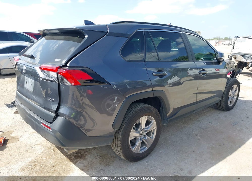 2022 TOYOTA RAV4 XLE VIN: 2T3W1RFV0NC189025
