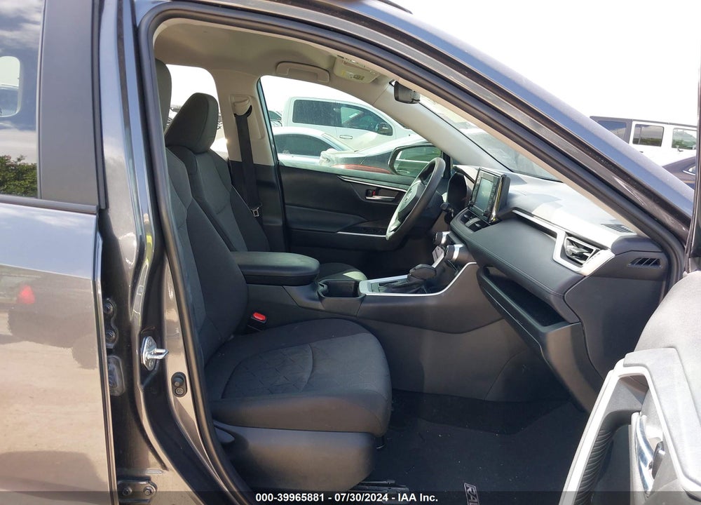 2022 TOYOTA RAV4 XLE VIN: 2T3W1RFV0NC189025