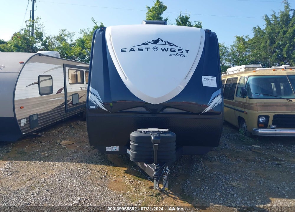 2024 EAST TO WEST TRAVEL TRLR VIN: 5ZT2ALTB3R9010131