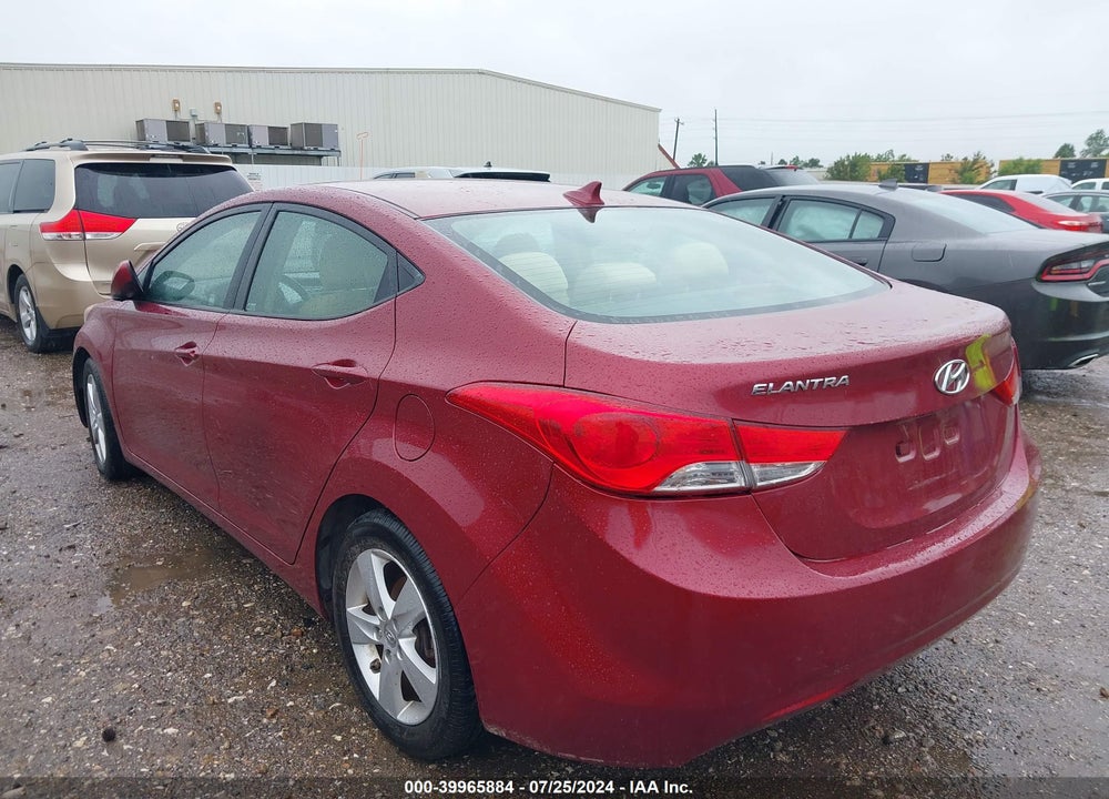 2013 HYUNDAI ELANTRA GLS VIN: 5NPDH4AE0DH364388