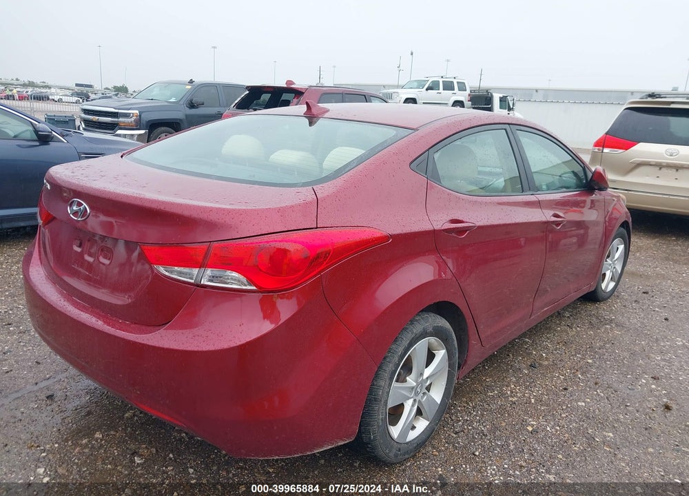 2013 HYUNDAI ELANTRA GLS VIN: 5NPDH4AE0DH364388
