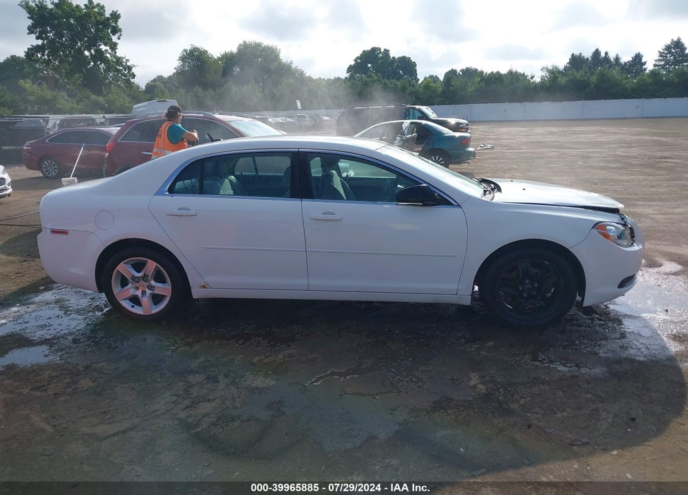 2011 CHEVROLET MALIBU VIN: 1G1ZB5EU3BF197796