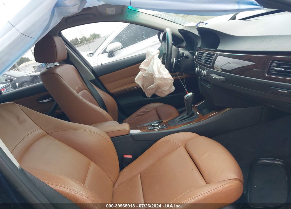 2011 BMW 335I VIN: WBAPM5C53BE578555