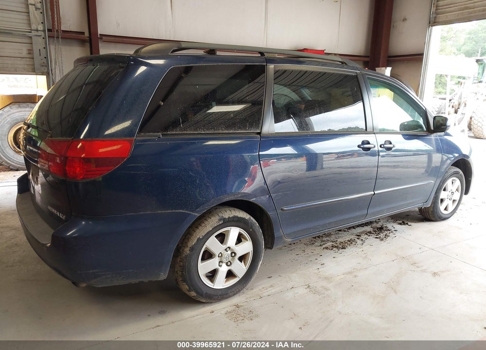 2005 TOYOTA SIENNA XLE VIN: 5TDZA22C15S333044