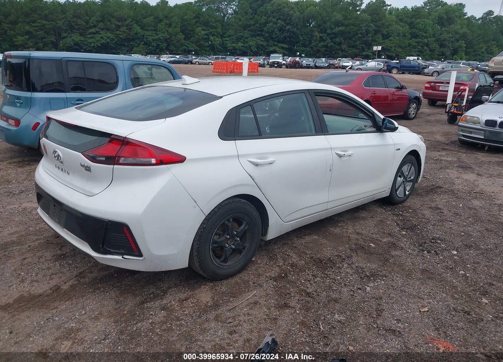 2017 HYUNDAI IONIQ HYBRID BLUE VIN: KMHC65LC4HU047692