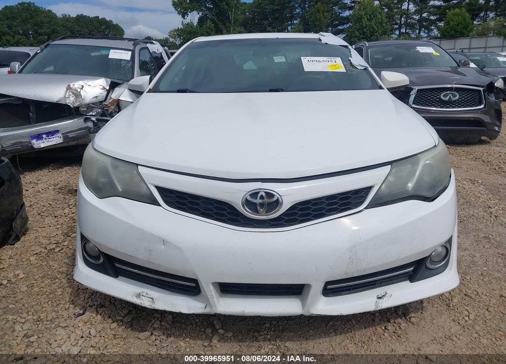 2013 TOYOTA CAMRY SE VIN: 4T1BF1FK9DU689147