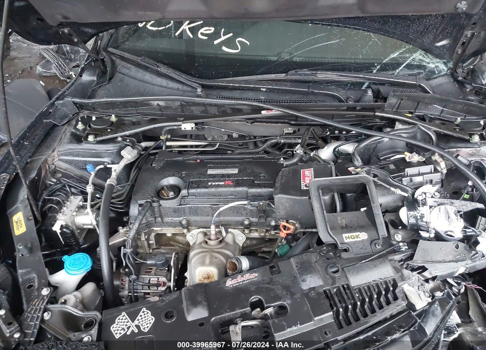 2017 HONDA ACCORD VIN: 1HGCR2F57HA165262