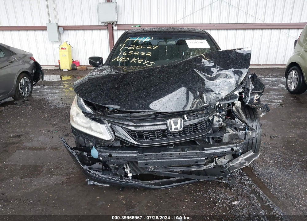 2017 HONDA ACCORD VIN: 1HGCR2F57HA165262