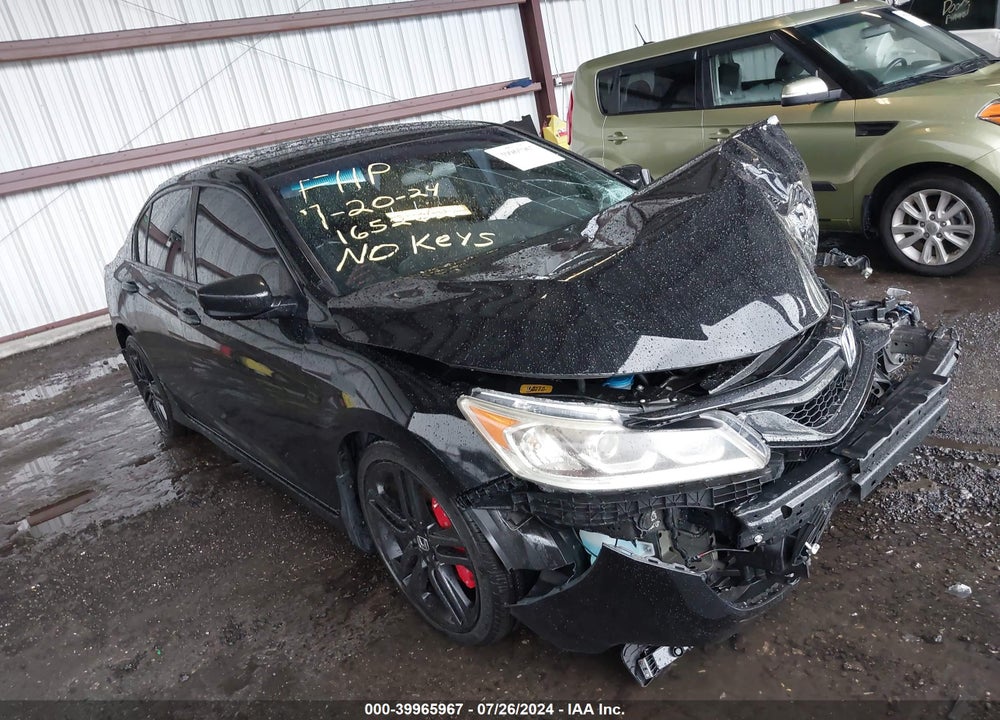 2017 HONDA ACCORD VIN: 1HGCR2F57HA165262