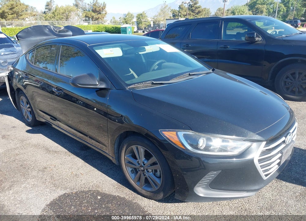 2018 HYUNDAI ELANTRA SEL VIN: 5NPD84LF2JH342703