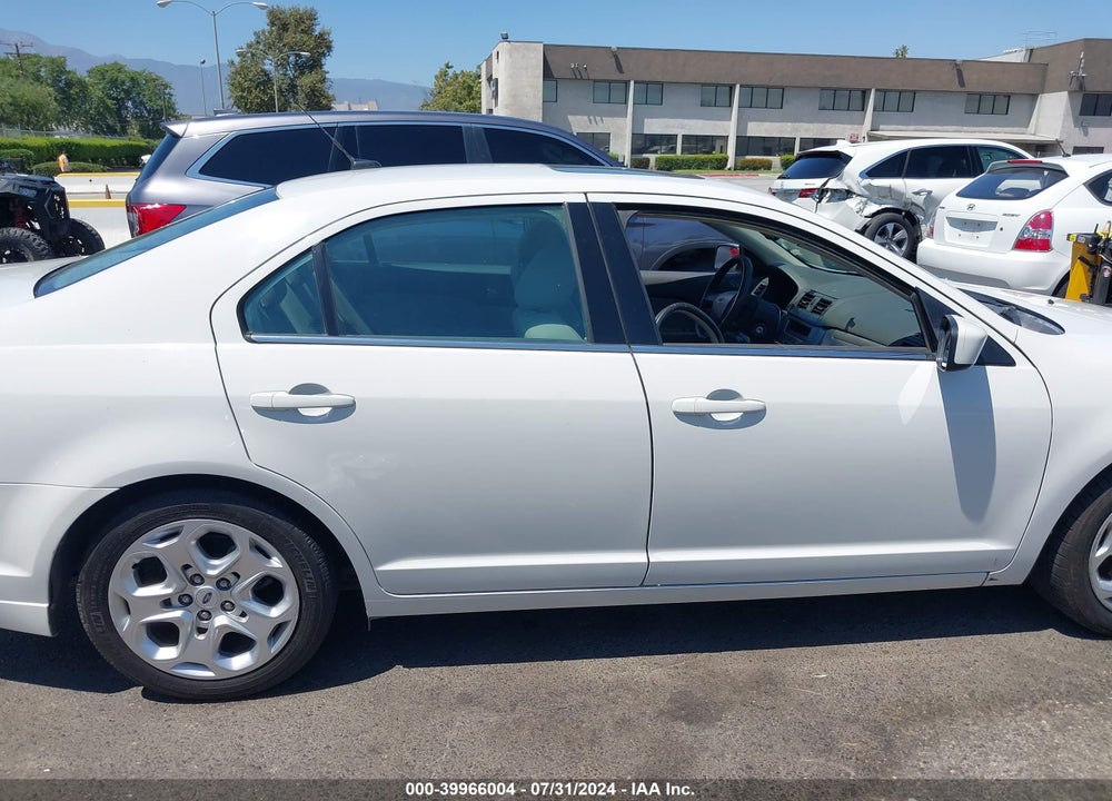 2010 FORD FUSION SE VIN: 3FAHP0HA3AR172526