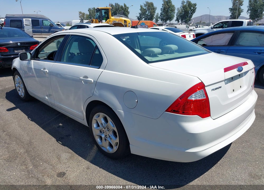 2010 FORD FUSION SE VIN: 3FAHP0HA3AR172526