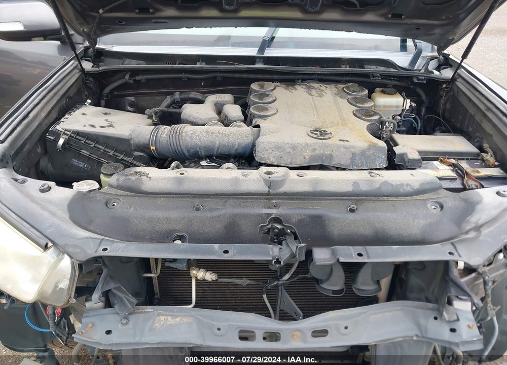 2011 TOYOTA 4RUNNER SR5 V6 VIN: JTEZU5JR0B5024161