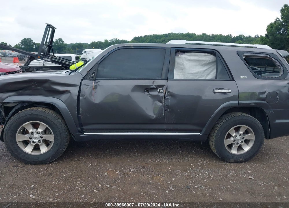 2011 TOYOTA 4RUNNER SR5 V6 VIN: JTEZU5JR0B5024161