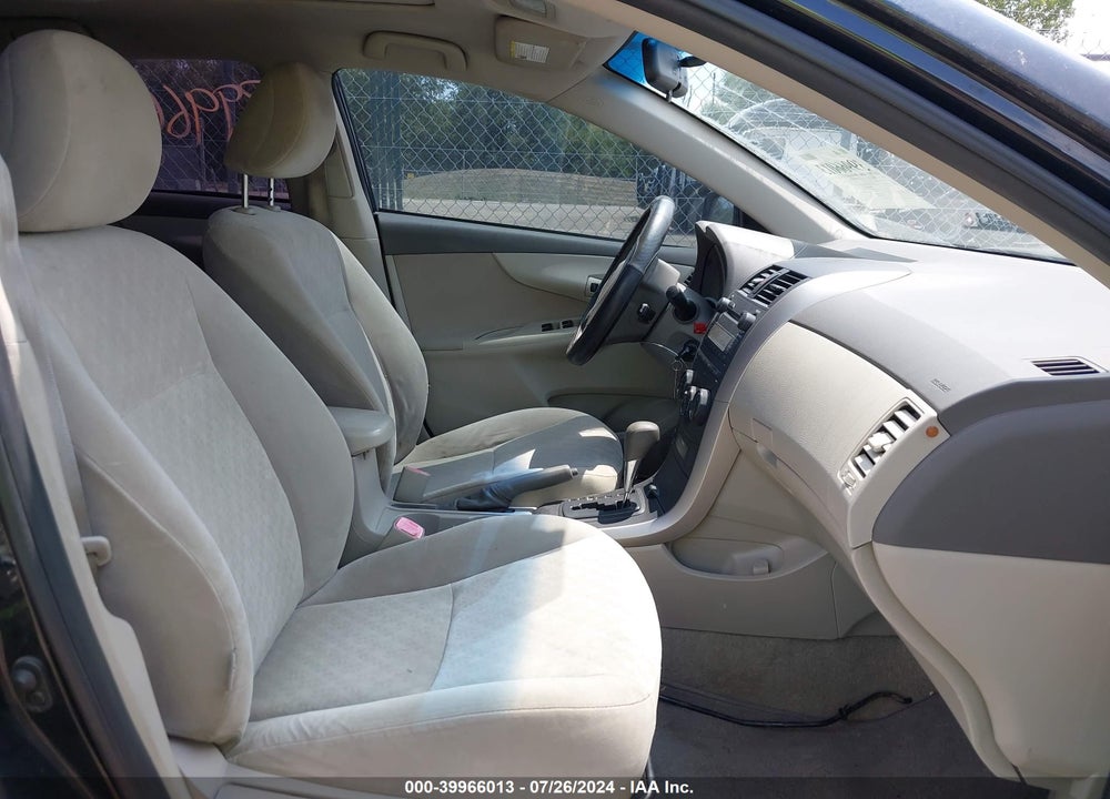 2009 TOYOTA COROLLA LE VIN: JTDBL40E79J028405
