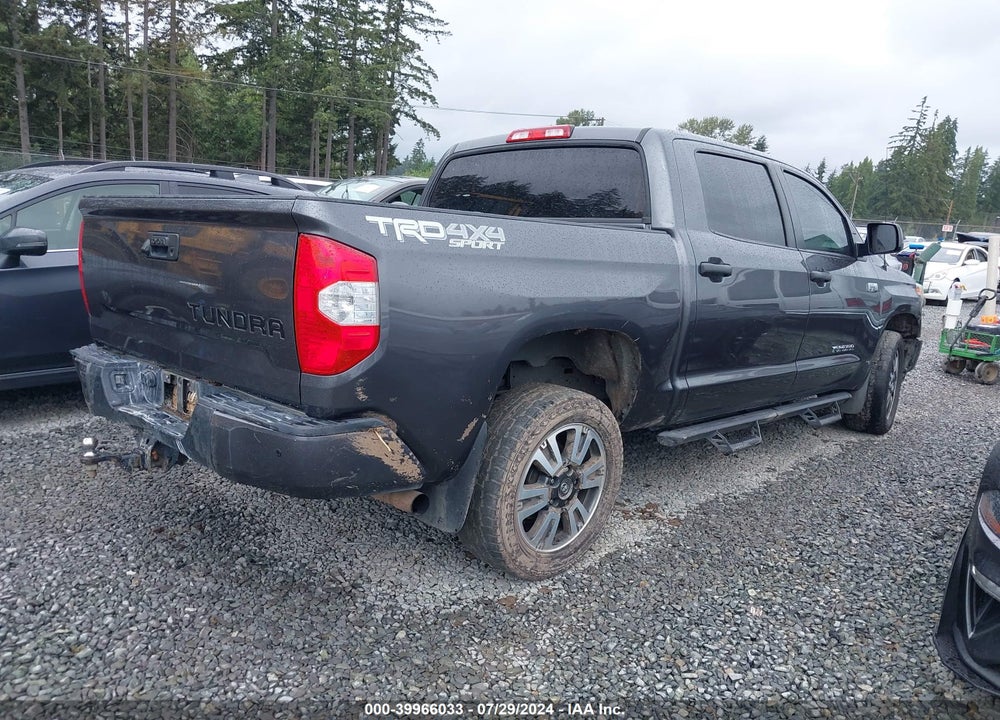 2018 TOYOTA TUNDRA SR5 5.7L V8 VIN: 5TFDY5F18JX743649