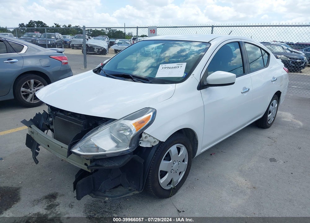 2018 NISSAN VERSA 1.6 SV VIN: 3N1CN7AP8JL826833