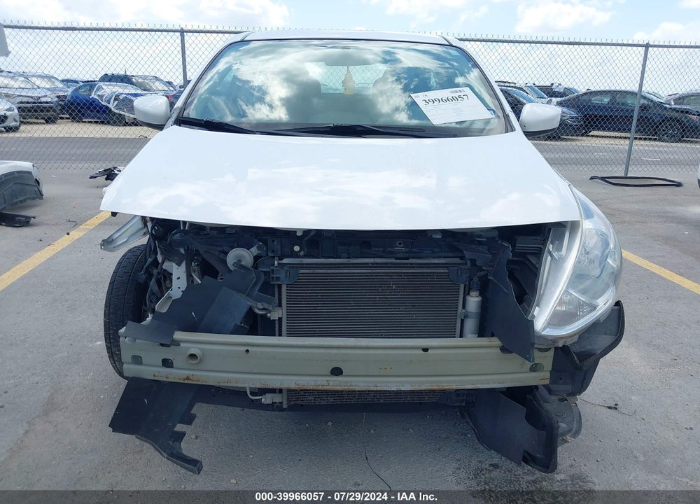 2018 NISSAN VERSA 1.6 SV VIN: 3N1CN7AP8JL826833