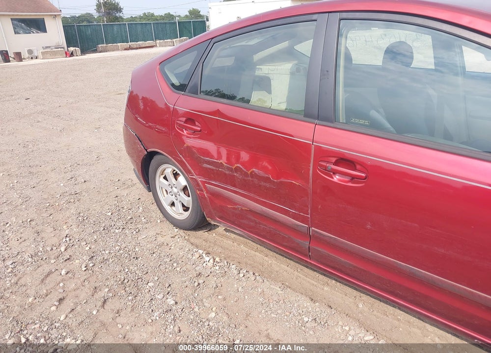 2005 TOYOTA PRIUS VIN: JTDKB20U653094182