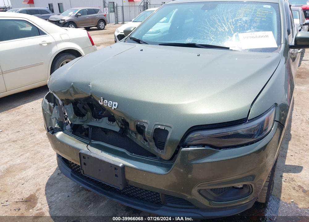2019 JEEP CHEROKEE LATITUDE 4X4 VIN: 1C4PJMCX8KD103318