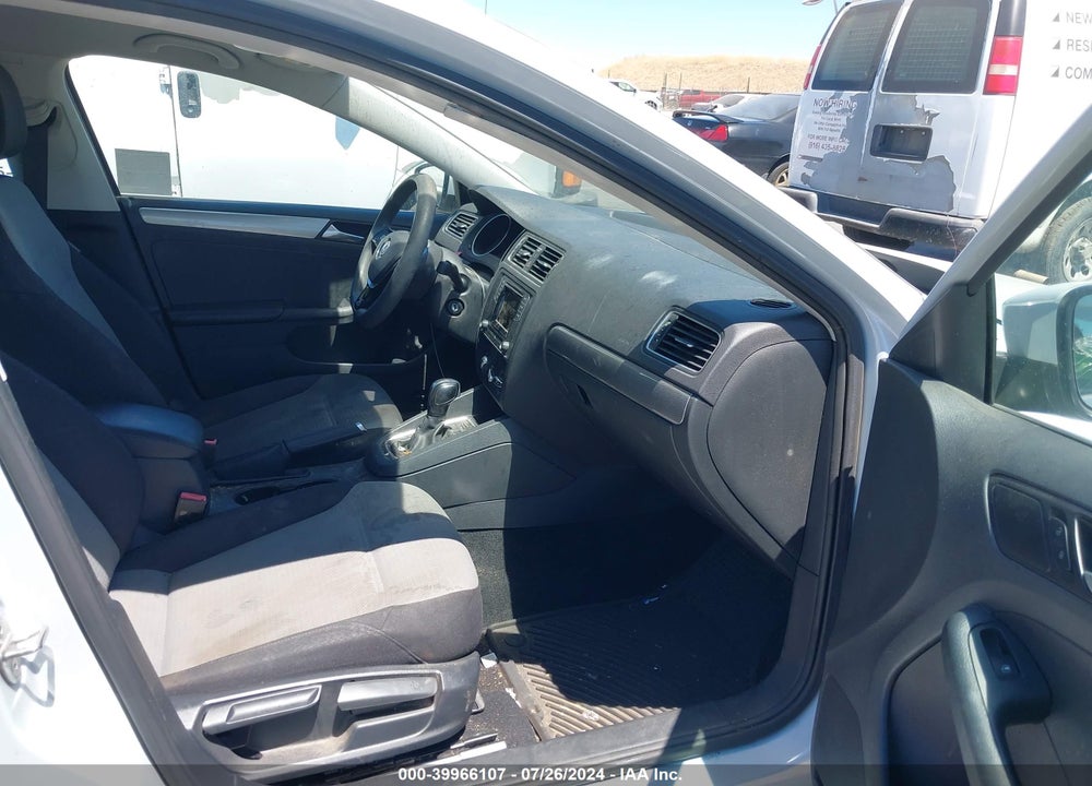 2017 VOLKSWAGEN JETTA 1.4T S VIN: 3VW2B7AJ6HM295145