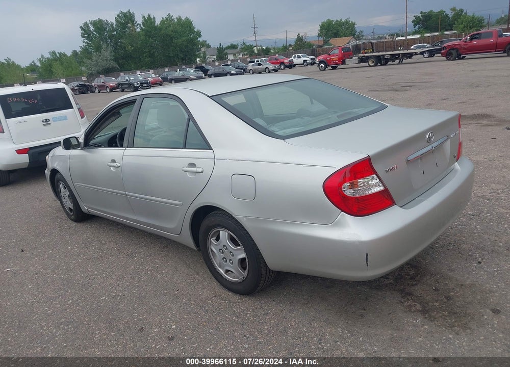 2002 TOYOTA CAMRY LE V6 VIN: 4T1BF32K22U035024
