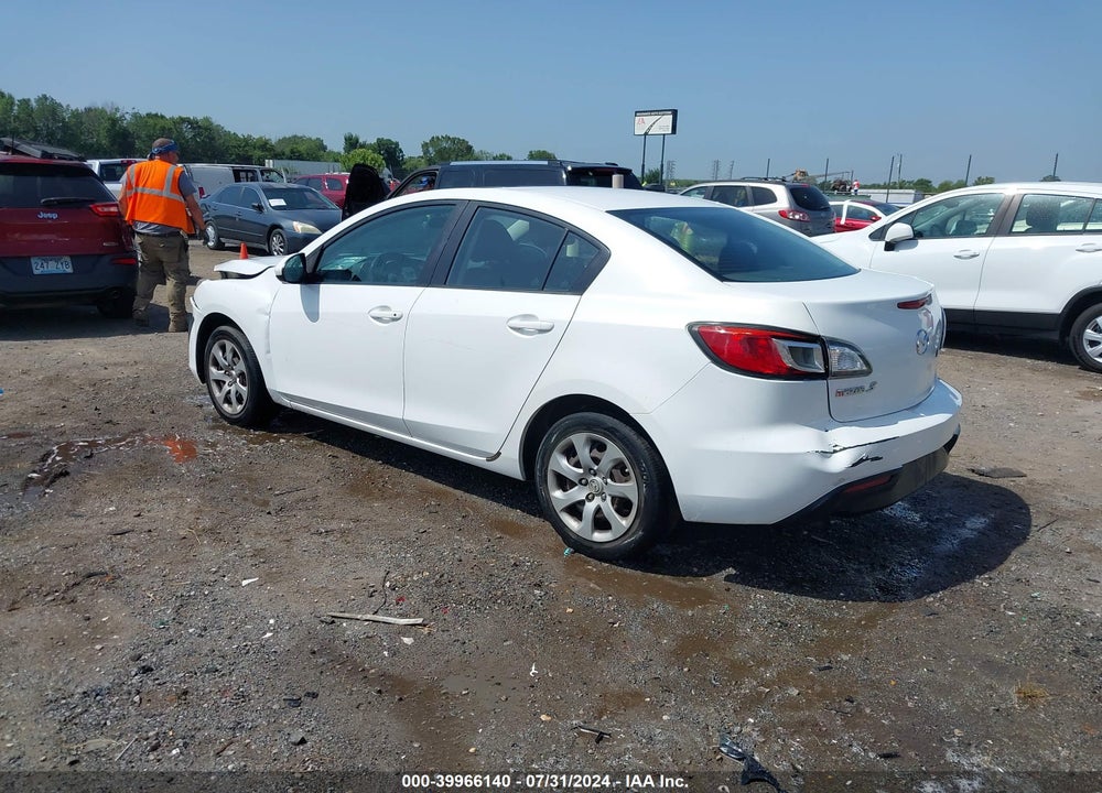 2010 MAZDA 3 I SPORT VIN: JM1BL1SF4A1244396
