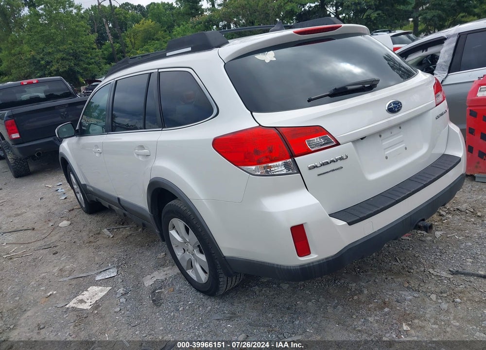 2011 SUBARU OUTBACK 2.5I LIMITED VIN: 4S4BRCKC0B3338986
