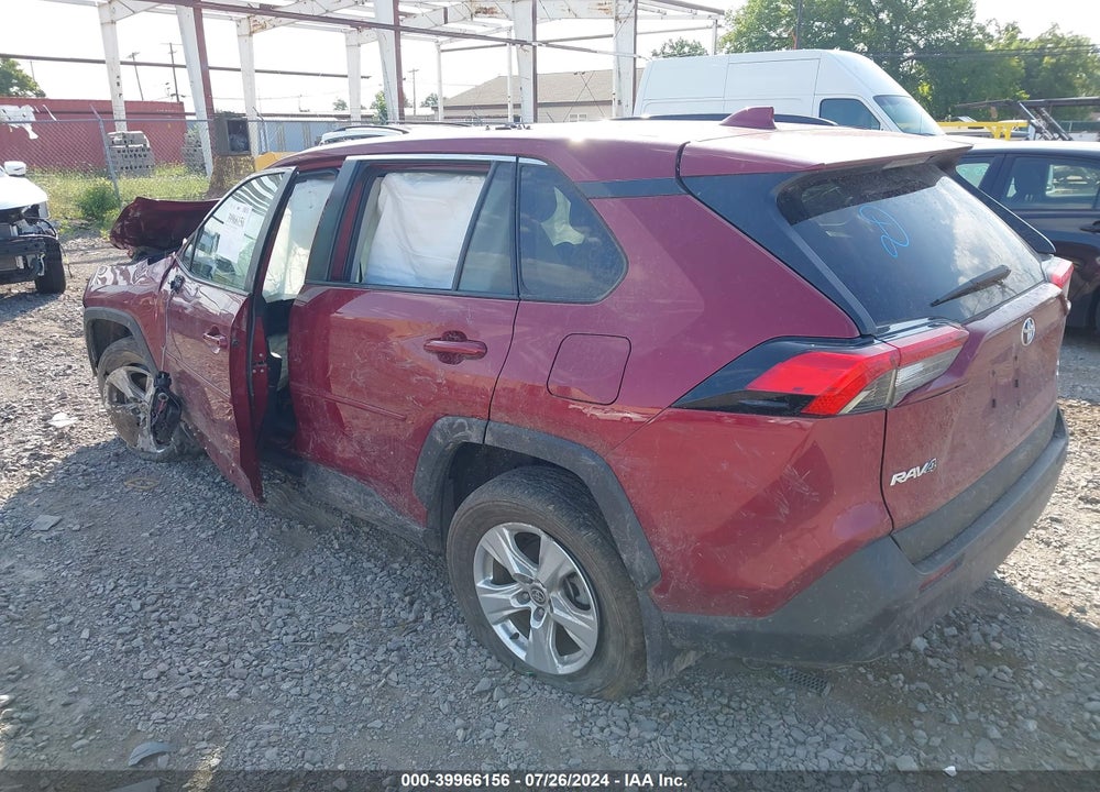 2021 TOYOTA RAV4 XLE VIN: 2T3P1RFV4MW194469